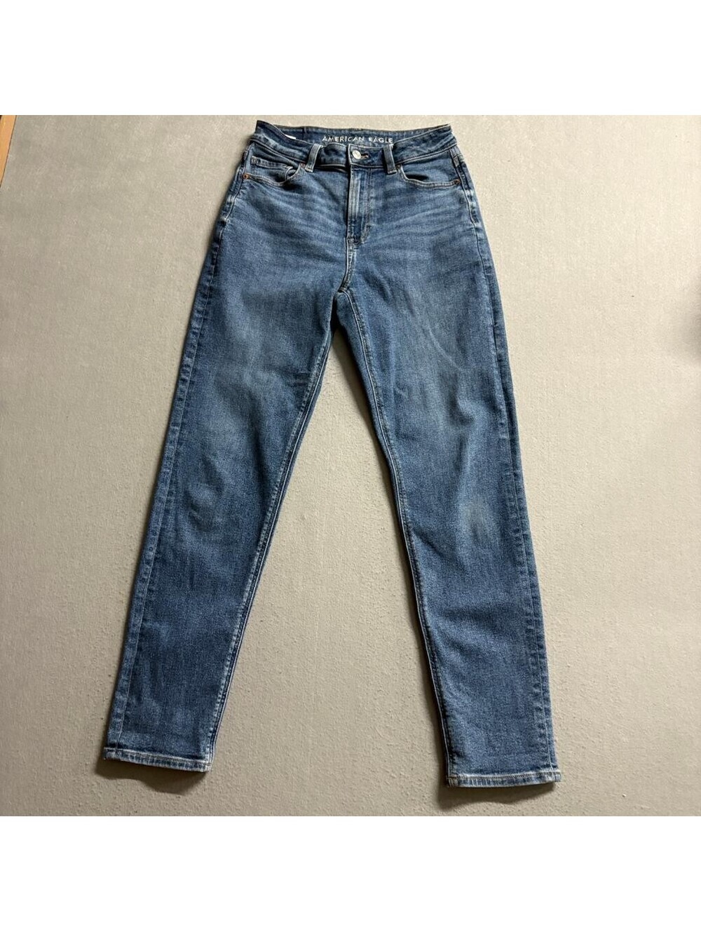 American Eagle Mom Jeans Womens Size 4 Long Blue Denim Stretch High Rise